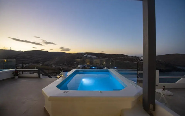 Myrsini's Luxury Suites