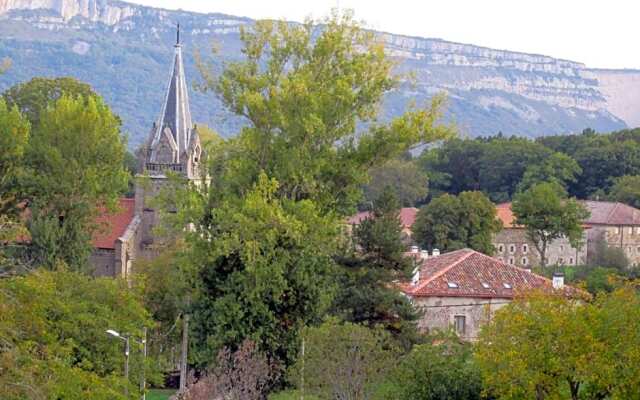 Hotel Rural Valtarranz