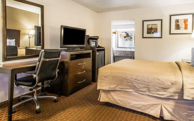 Quality Inn & Suites near Panama City Beach