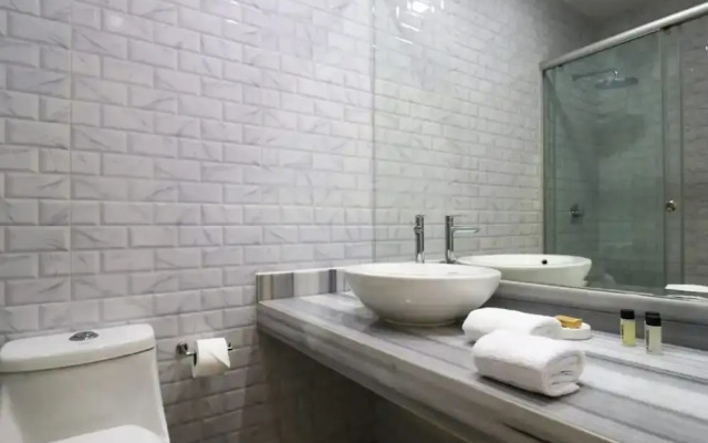 w Stunning House in the Heart of Barranco
