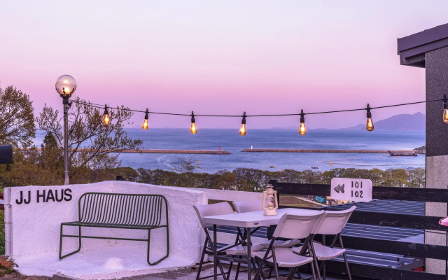 Namhae Jjhouse Pension
