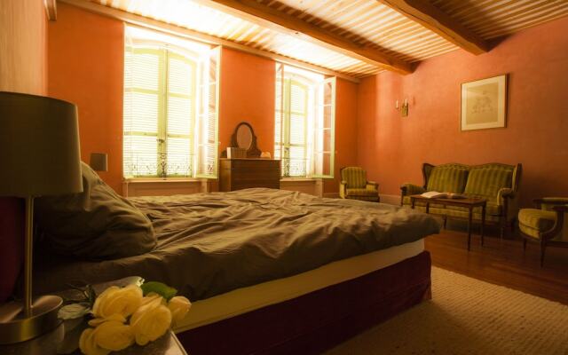 Hotel Coté Cour Chambres dhotes