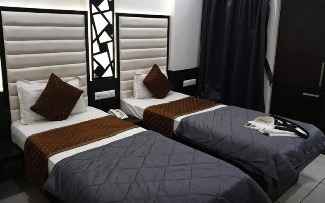 Hotel apple Inn Bharuch