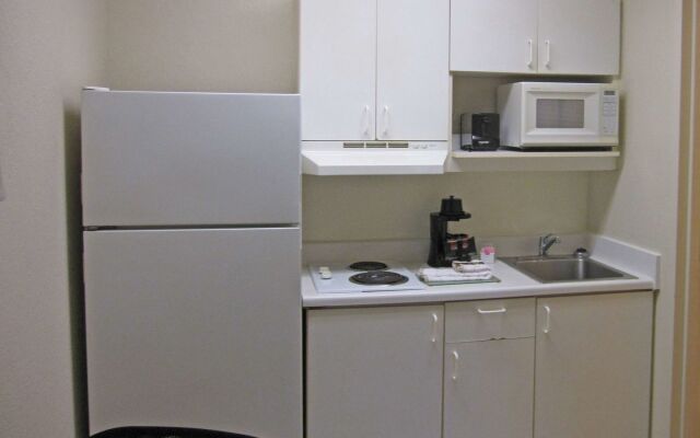 Extended Stay America Select Suites Nashville Airport