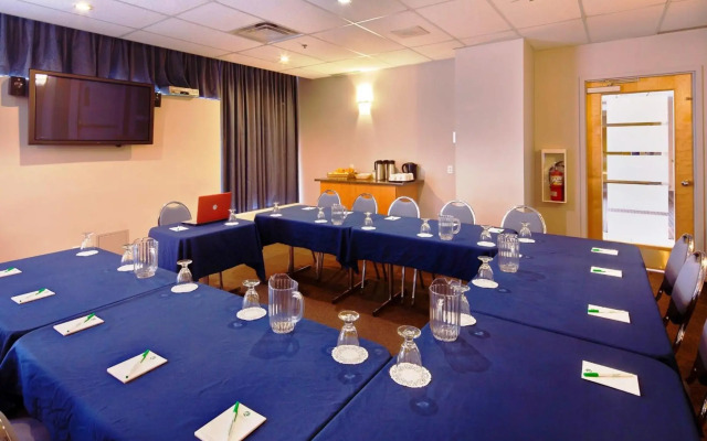 Hotel Les Suites Labelle