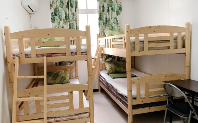 Orion Divers Guest House - Hostel