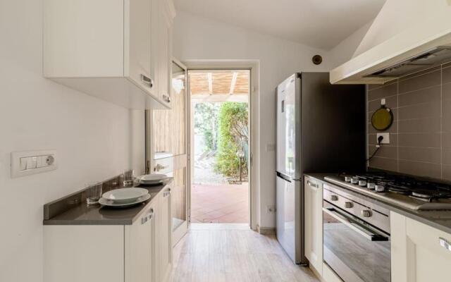 La Casina nel verde, 100 mt dal MARE!!!