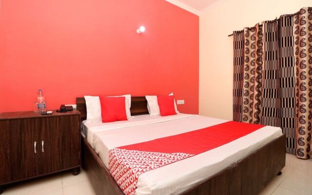 OYO 27670 Ts Hotel