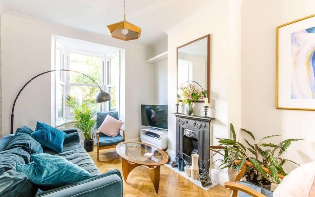 Beautiful, Modern 3 Bed With Garden In West Green