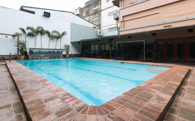 Arzo Hotel Manila