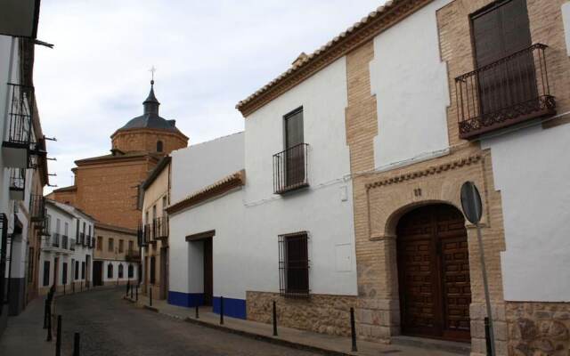 House with 5 Bedrooms in Almagro, with Shared Pool, Balcony And Wifi