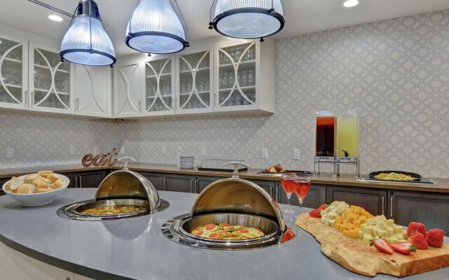 Homewood Suites by Hilton Savannah-North/Airport