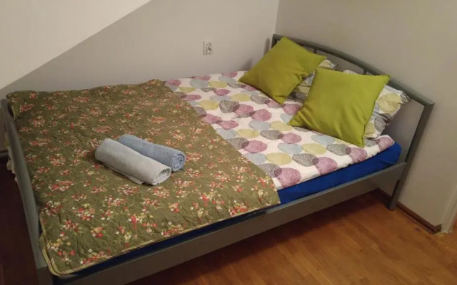 Rent0nline Brwinow Rooms