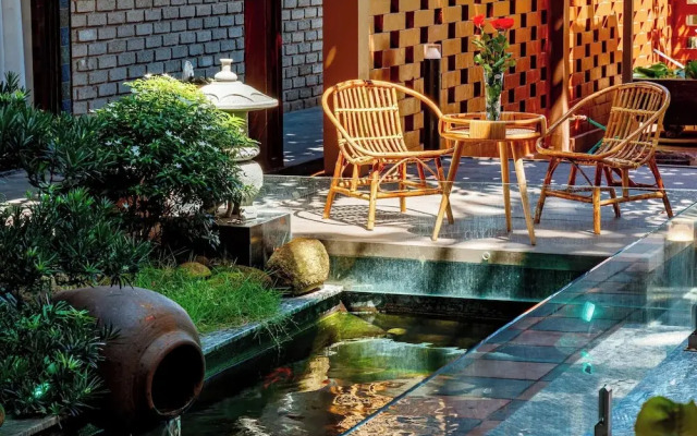 Nana House Homestay