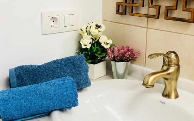 Boya 1. Harbor of Love