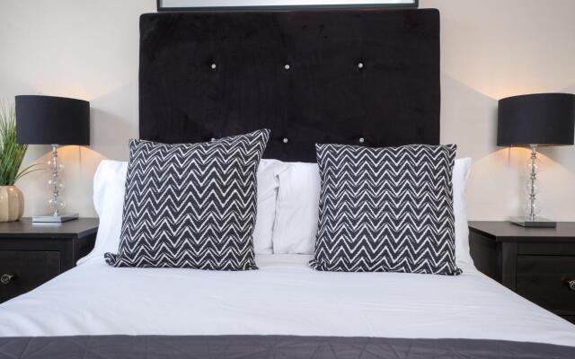 Super Smart Central Brighton Town House | By My Getaways