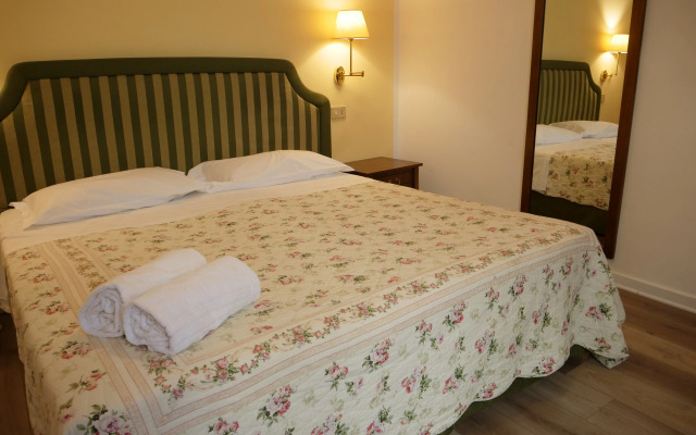 Hotel Elios
