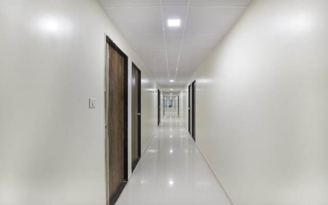 Oyo Flagship 39798 Nirmala Convent Road