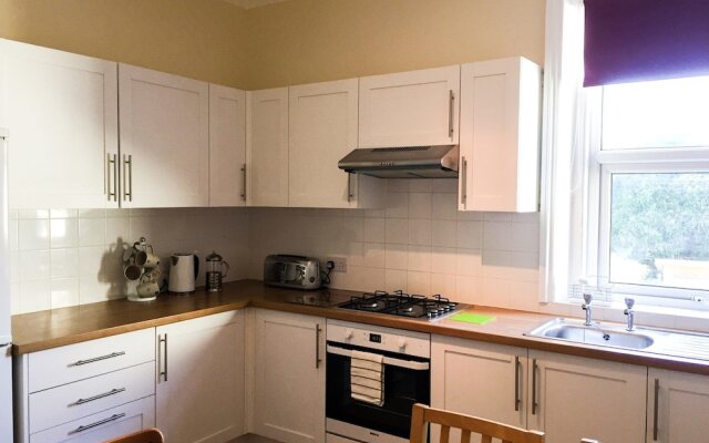Large Maisonette - DHH