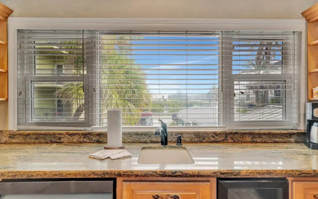 Stones Throw Beachfront Luxury Suites