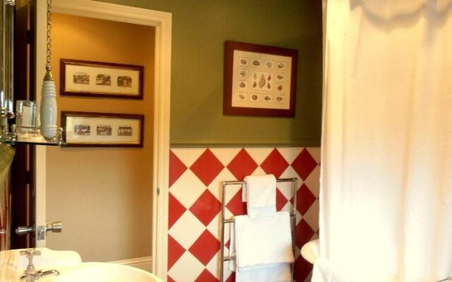 Hunters Rest Inn