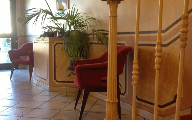 Au Nouvel Hotel