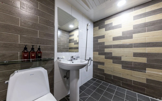 Gwangju Sinandong Hotel Napoli