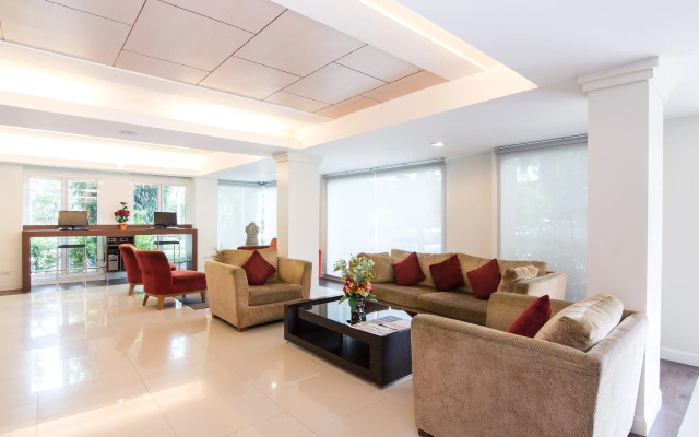 Avion Hotel