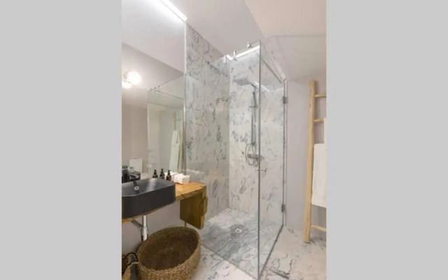 The Kiss - 1 bedroom apt with terrace