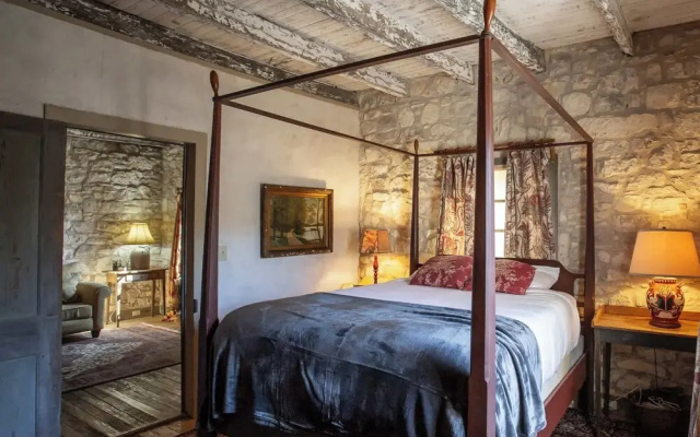 Charming Hill Country Getaway in Texas
