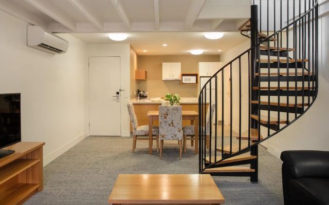 The Old Woolstore Apartment Hotel