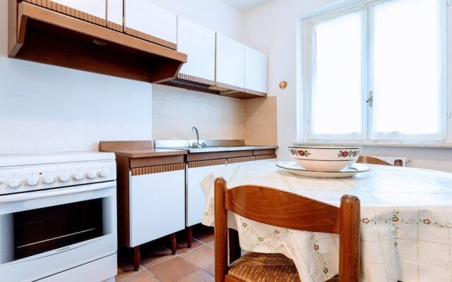 Villa Vallocchia - sleeps 18. Exclusive pool/grounds. Spoleto 10 mins. Rome 1 hr