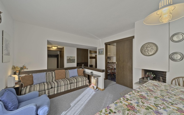 Chesa Gordona 1 - Attic - Celerina-Chesa Gordona 1 - Attic - Celerina – Guest Rooms – Celerina-Schlarigna
