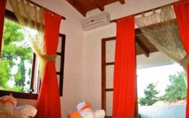 Paraschos Studios