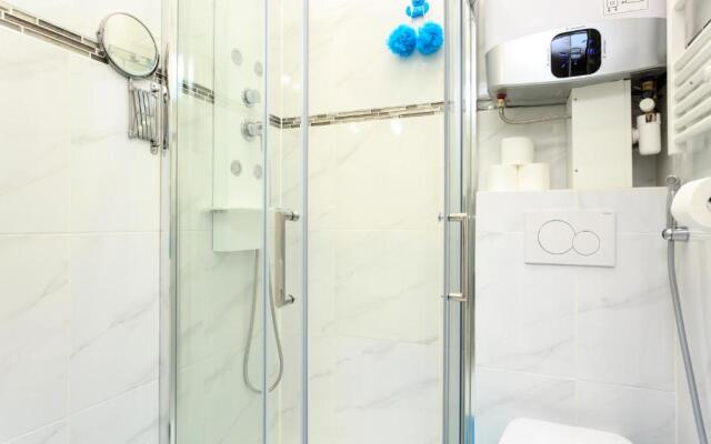 Louvre Luxury Apartment & SPA