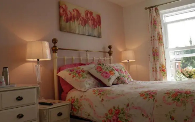 Cranleigh Bed & Breakfast