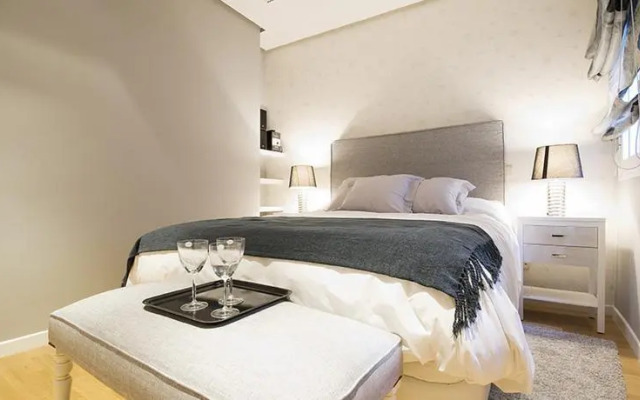 Apartamento Puerta del Sol III Friendly Rentals