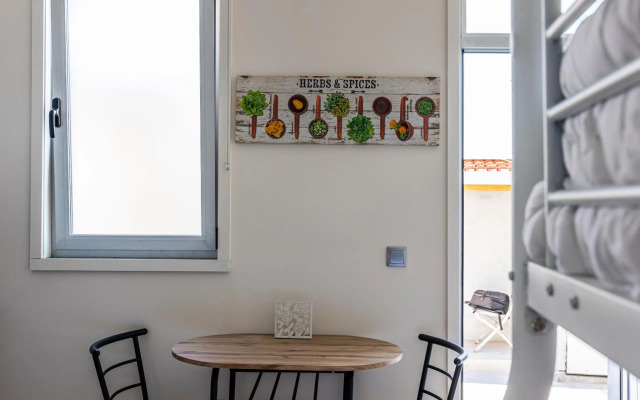 House on a rustic Island At Campanha Trainstation