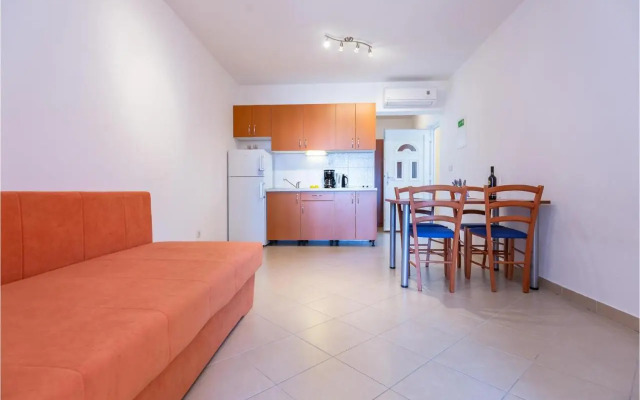 One-Bedroom Apartment with Sea View in Baska Voda