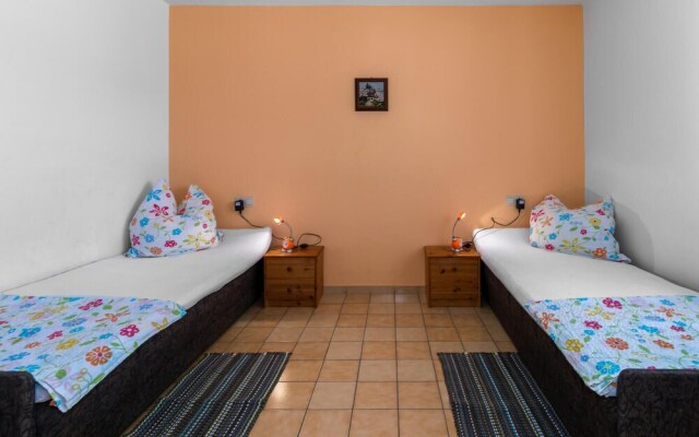 Beautiful Apartment in Klenovica With Wifi and 2 Bedrooms