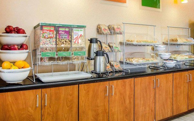 Comfort Suites Lancaster Amish Country