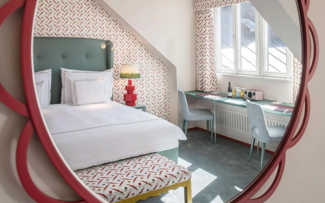 The Sparrow Hotel
