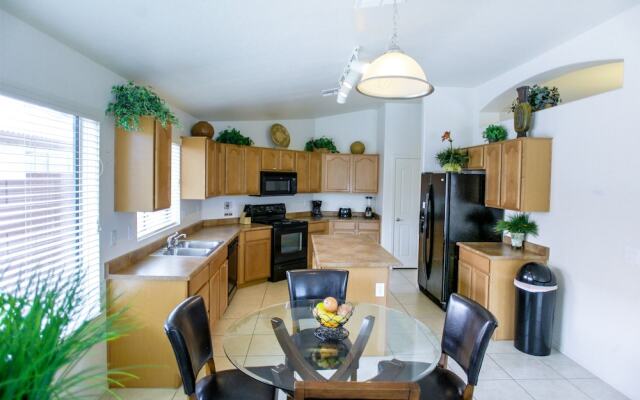 Glendale - 4 Bedroom Home