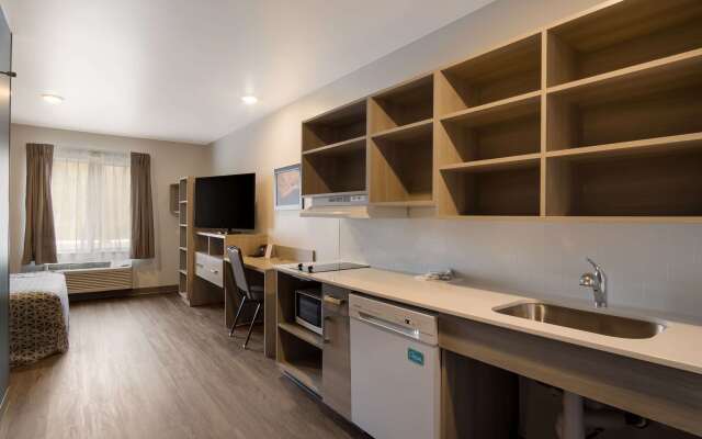 WoodSpring Suites Grand Rapids Kentwood