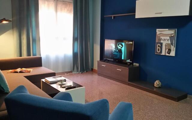 Casa Llorca Big Apt 3 Bedroom Garage AC WiFi