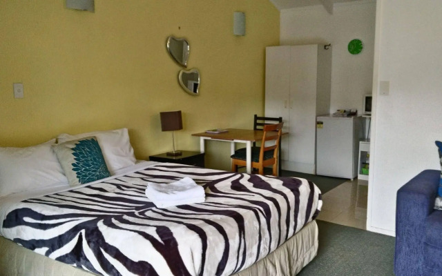 Siesta Motel