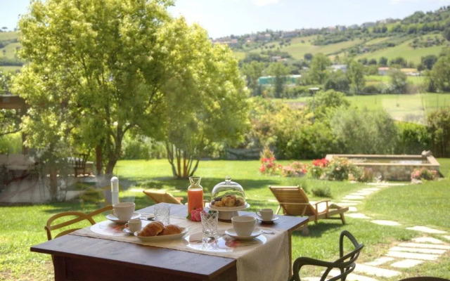 Bellafiora Bed & Breakfast