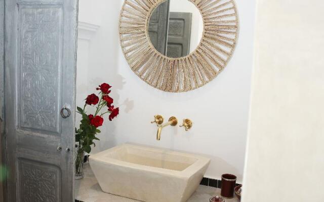 Riad Nelia