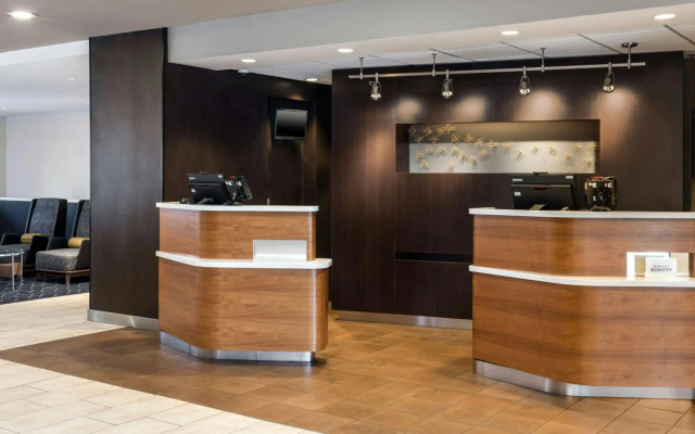 Courtyard Phoenix North by Marriott