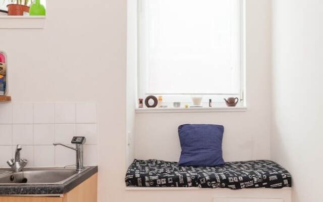 Bright Studio Apartment in Fountainbridge